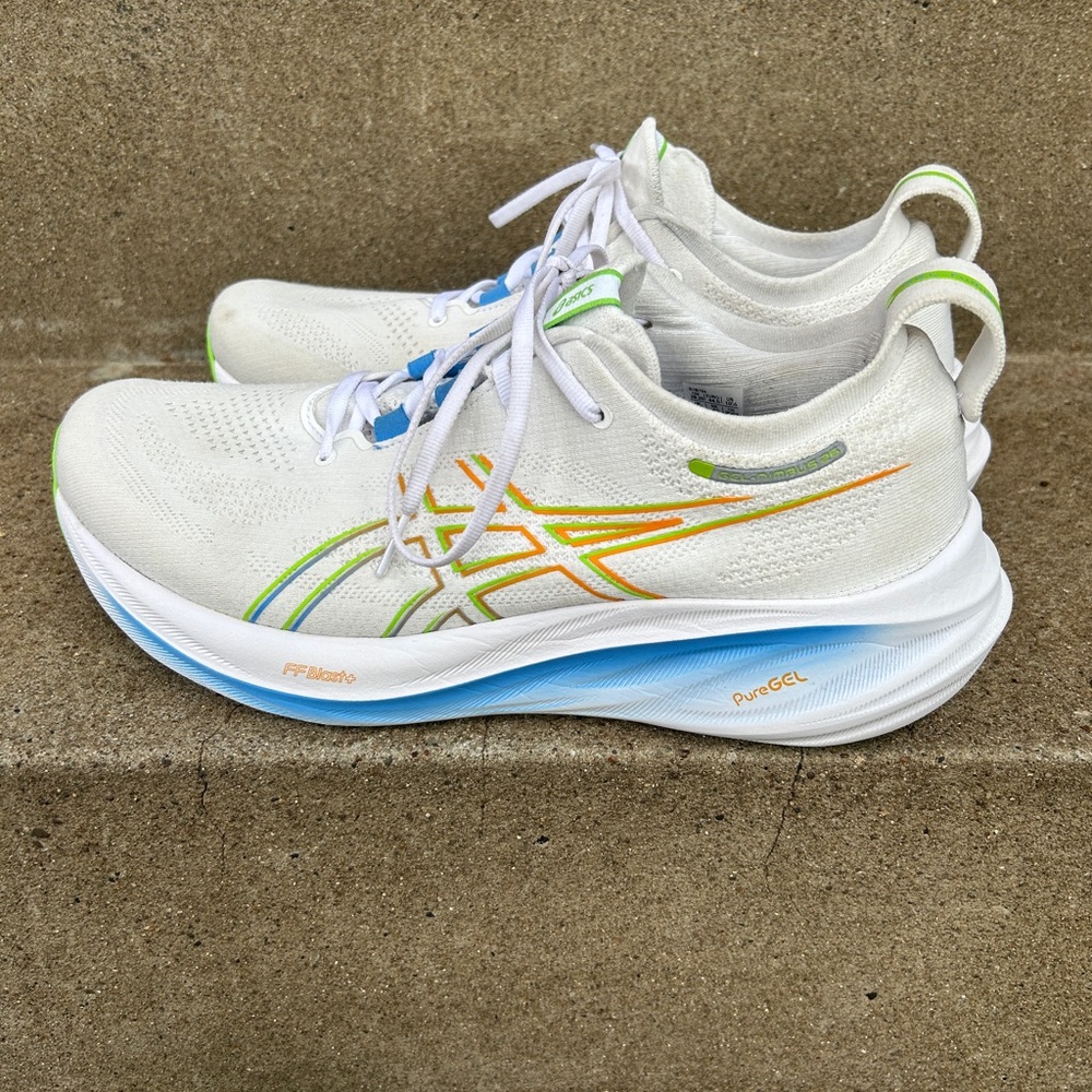 Asics Nimbus 26 Men’s 10.5 D high cushion, neutral Shoes EUC